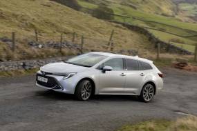 Toyota Corolla 1.8 Hybrid review