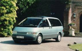 Toyota Previa (1990 - 2000) used car review
