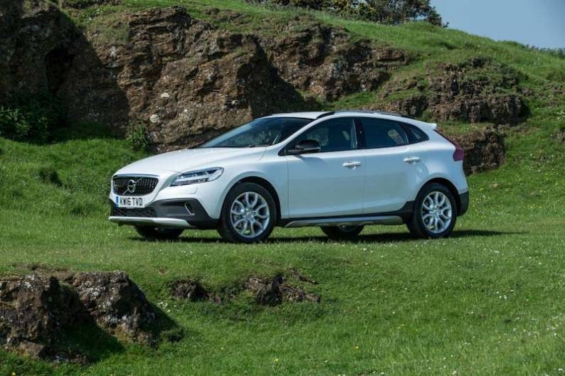 Volvo V40 (2014 - 2016) used car review