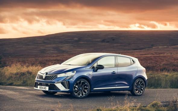 Renault Clio E-Tech Hybrid Review 2025: Prices, specs & verdict