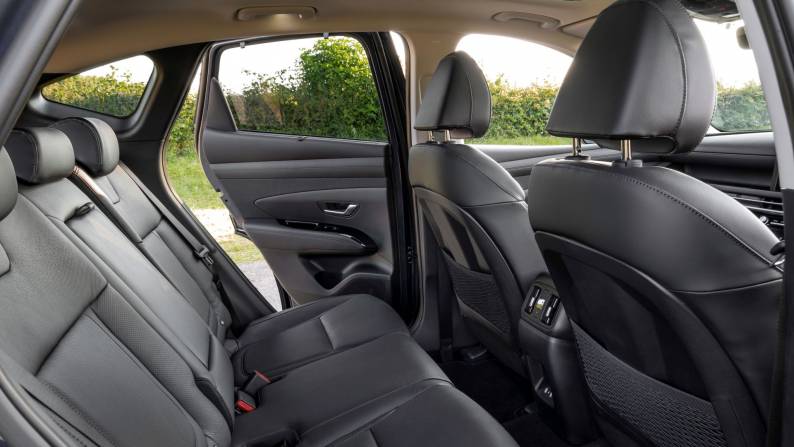 Hyundai Tucson Hybrid Review 2025: Prices, specs and verdict