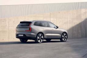 Volvo EX90 review