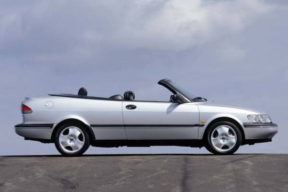 Saab 900 & 9-3 Convertible (1994 - 2003) used car review
