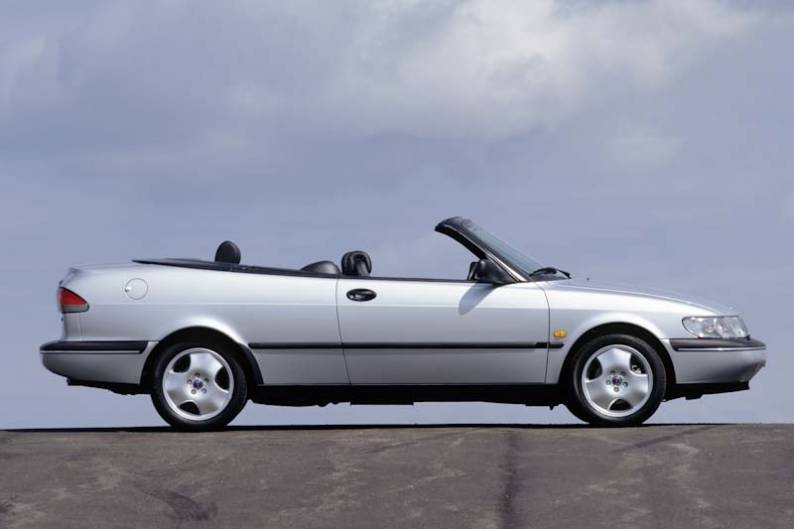 Saab 900 & 9-3 Convertible (1994 - 2003) used car review