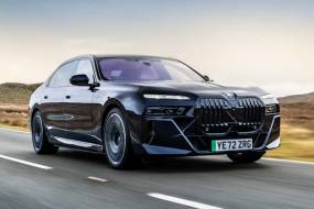 BMW i7 review