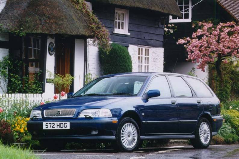 Volvo V40 (1996 - 2004) used car review