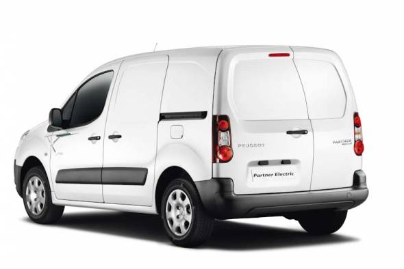 Peugeot Partner (2008-2015) used car review