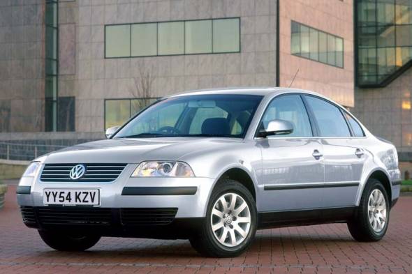 Volkswagen Passat (2000 - 2005) used car review