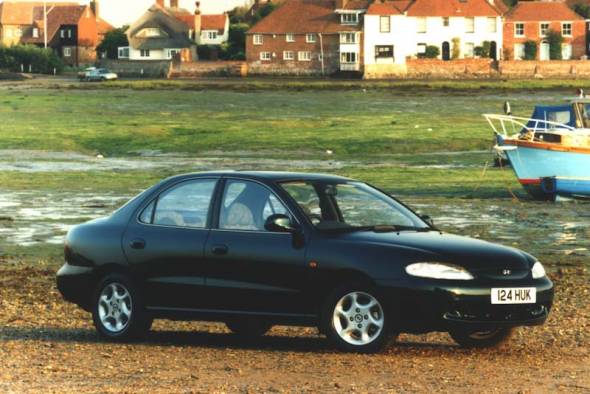 Hyundai Lantra (1991 - 2000) used car review