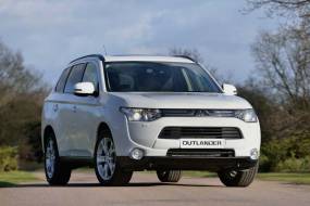 Mitsubishi Outlander (2013 - 2015) used car review
