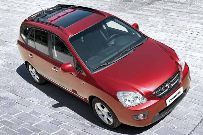 Kia Carens (2006 - 2010) used car review