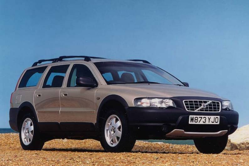 Volvo V70 Cross Country (2000 - 2002) used car review