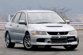 Mitsubishi Lancer EVO IX (2005 - 2008) used car review