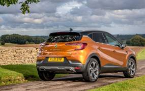 Renault Captur E-TECH Hybrid 145 review