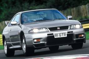 Nissan Skyline GT - R R33 (1997 - 1999) used car review