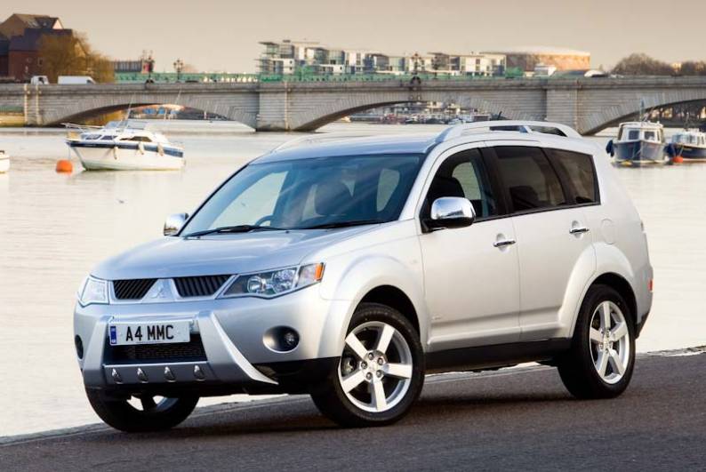 Mitsubishi Outlander (2010 - 2012) used car review