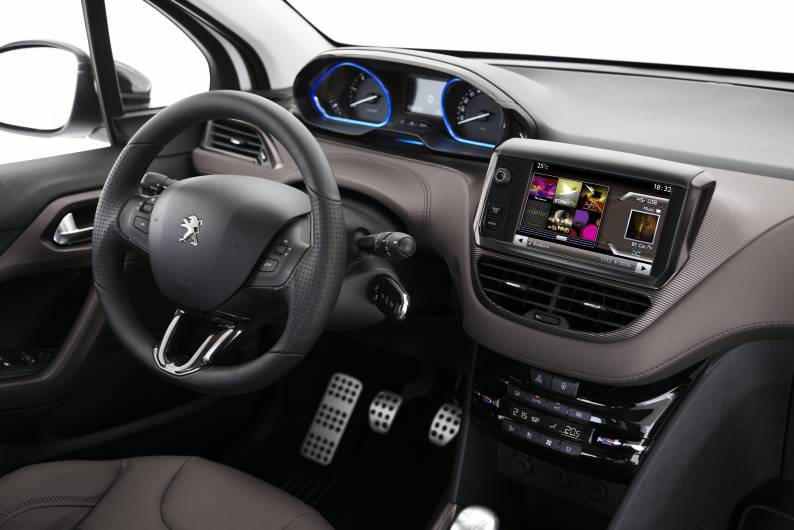 Peugeot 2008 (2013 - 2016) used car review