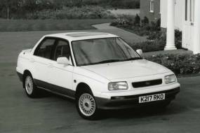Daihatsu Applause (1990 - 1996) used car review