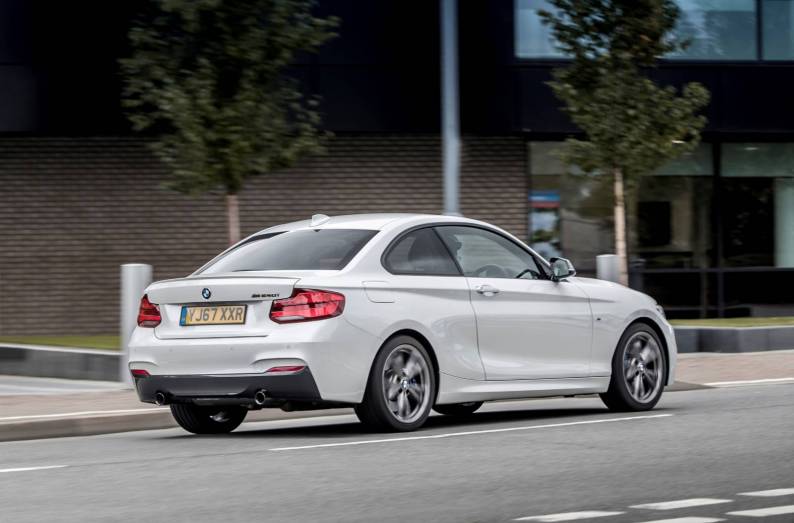 BMW M235i/M240i [F22] (2014 - 2021) used car review