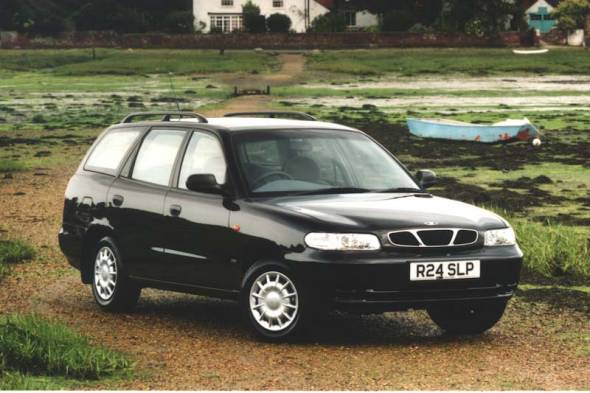 Daewoo Nubira (1997 - 1999) used car review