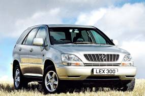 Lexus RX 300 (2000 - 2003) used car review