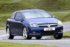Vauxhall Astra (2004 - 2009) used car review