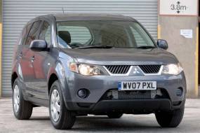 Mitsubishi Outlander (2007 - 2010) used car review