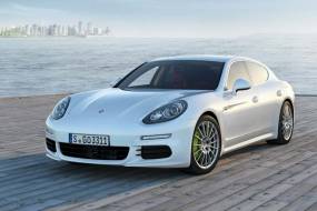 Porsche Panamera (2009 - 2013) used car review