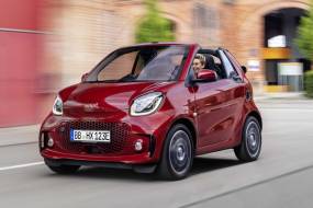 smart EQ fortwo cabrio review