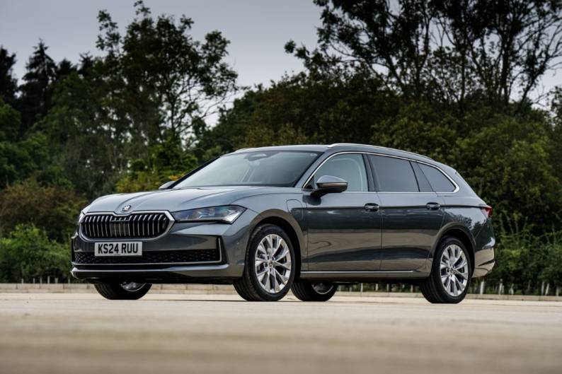 Skoda Superb Estate Review 2025: Prices, specs & verdict