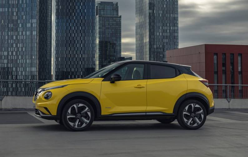 Nissan Juke Hybrid Review 2025: Prices, specs & verdict