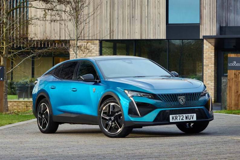 Peugeot 408 Hybrid review