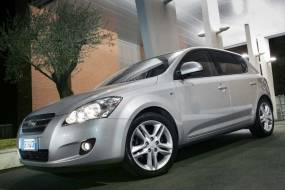 Kia Cee'd (2007 - 2009) used car review