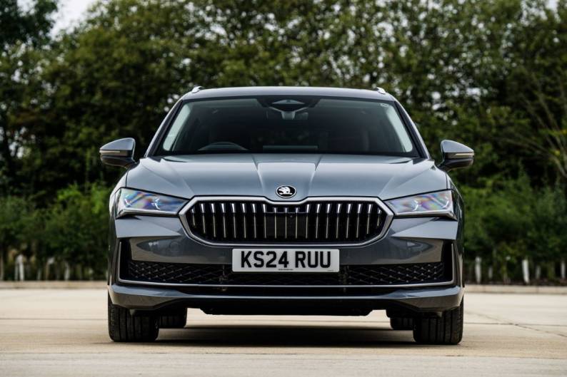 Skoda Superb Estate Review 2025: Prices, specs & verdict