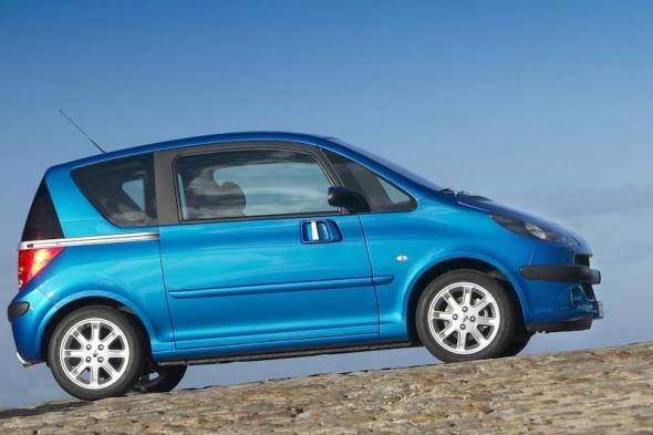 Peugeot 1007 (2005 - 2009) used car review