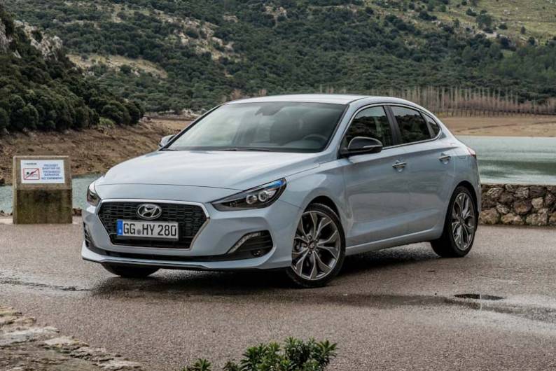 Hyundai i30 Fastback (2017 - 2020) used car review