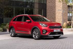 Kia Niro Hybrid (2016 - 2021) used car review