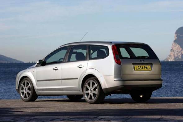 Ford Focus Estate [C170] (2002 - 2005) used car review