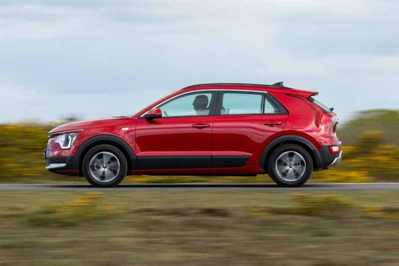 Kia Niro Hybrid Review 2025: Prices, specs & verdict