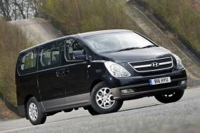 Hyundai i800 (2008 - 2019) used car review