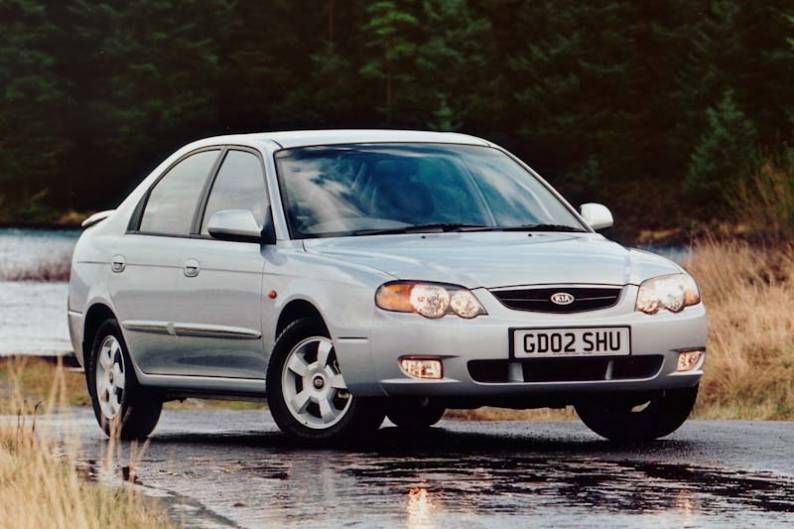 Kia Shuma II (2001 - 2004) used car review