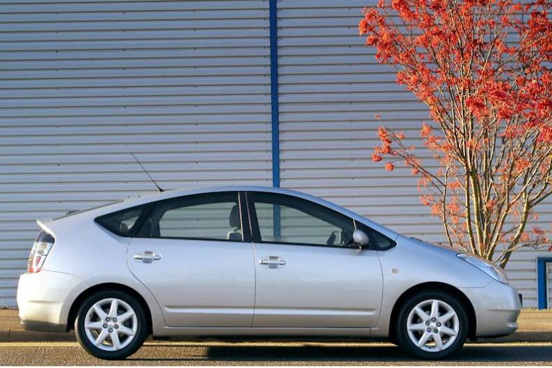 Toyota Prius [XW20] (2003 - 2009) used car review