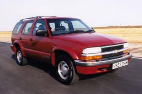 Chevrolet Blazer  (1999 - 2002) used car review