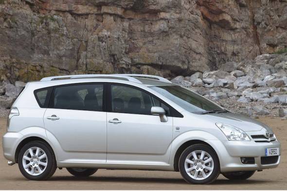 Toyota Corolla Verso (2004 - 2009) used car review