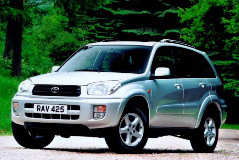 Toyota RAV4 (2000 - 2006) used car review