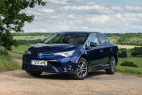 Toyota Avensis (2014 - 2018) used car review