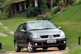 Renault Clio (2001 - 2005) used car review