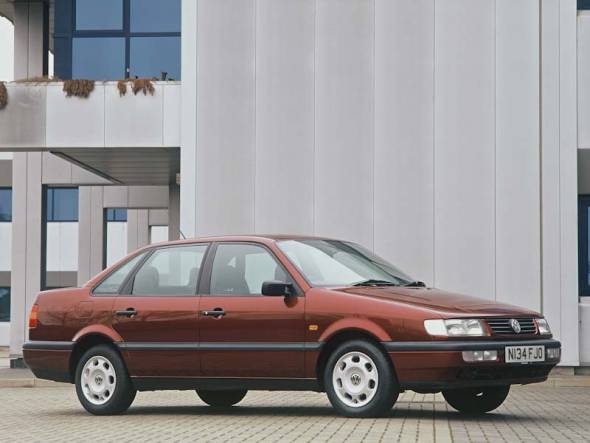 Volkswagen Passat (1988 - 1997) used car review