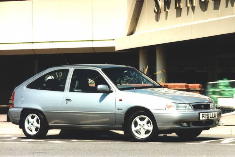 Daewoo Nexia (1995 - 1997) used car review