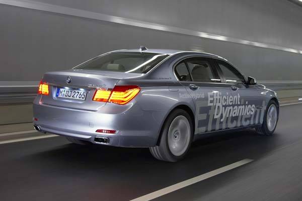 BMW 7 Series ActiveHybrid7 (2012 - 2015) used car review